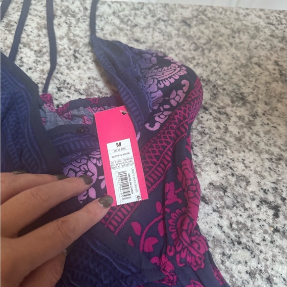 Romper - Picture 2 of 3